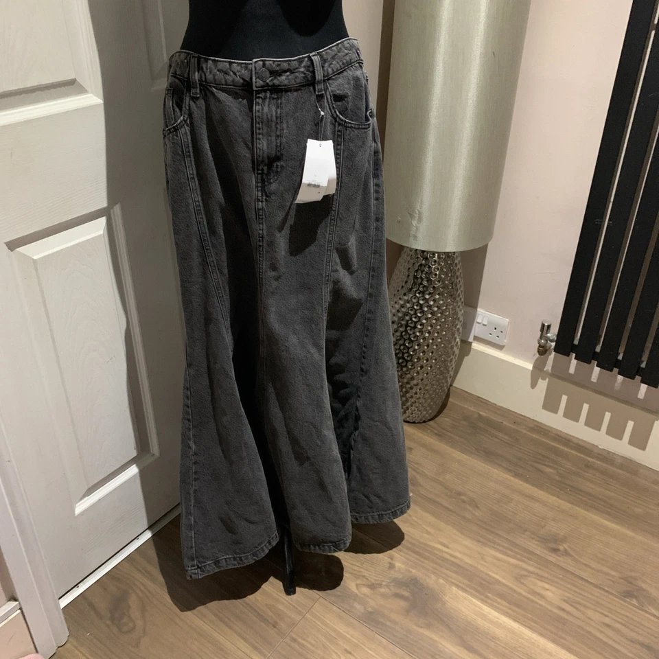 Denim Skirt Dark Grey Jean Long Fitted Flared Women Size 16 NWT Zip Christmas - Image 1 of 4