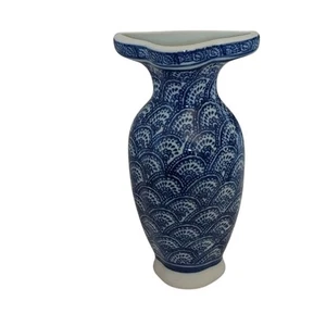 Vtg Bombay Co Porcelain Blue White Peacock Half Vase Wall Pocket 8" - Picture 1 of 7