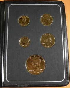 1991 GOLD PLATED YEAR SET IN A NICE FOLDER - Picture 1 of 4