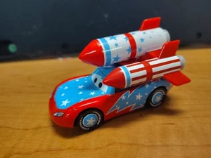 Disney Pixar CARS Die Cast Daredevil McQueen Rocket Car Mater The Greater suelto - Imagen 1 de 6