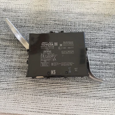 2016-2017 LEXUS RC300 RC350 CHAVE INTELIGENTE ENTRADA SEM CHAVE MÓDULO DE CONTROLE DE COMPUTADOR FABRICANTE DE EQUIPAMENTO ORIGINAL - Imagem 1 de 4