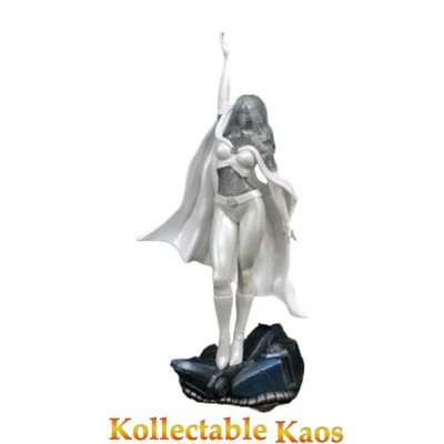 X-Men - White Queen Emma Frost Marvel Gallery 9" PVC Diorama Statue - Image 1 of 2