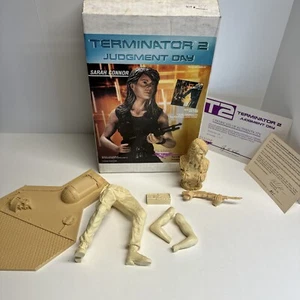 CLASSIC PLASTIC VINTAGE 1991 T2 JUDGMENT DAY SARAH CONNOR RESIN MODEL KIT NOB - Picture 1 of 17