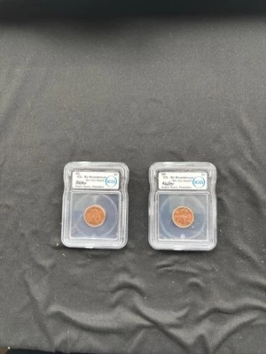 Lot Of (2) 1998 ICG BU Broadstruck “Sin City Hoard” Penny Hutto Signed - Image 1 of 2