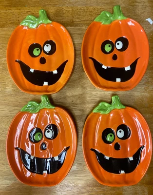 Halloween Jack-O-Lantern Cerámica Golosina Desierto Platos Naranja 8 x 6 Juego de 4 Foto 1 de 3