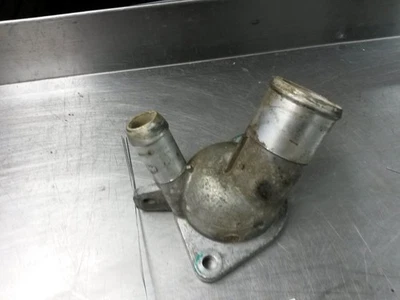 Корпус термостата от 2010 Buick LaCrosse 2.4 12607291 - Изображение 1 из 4