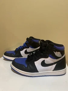 Nike Air Jordan 1 Retro High OG Size 10.5 555088 041 "Royal Toe" B154 - Picture 1 of 6