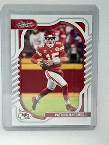 Patrick Mahomes II 2022 Absolute Football (Retail) - #38 - Kansas City Chiefs - Picture 1 of 2