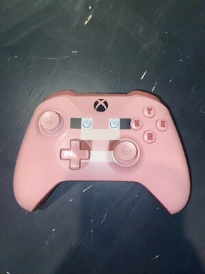 Official Xbox One Wireless Controller Model 1708: Minecraft Pink Pig Edition - Image 1 of 2