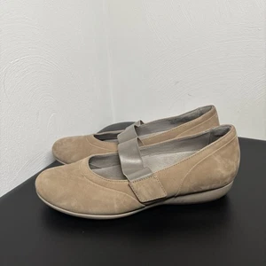 Dansko Kendra Mary Jene Ballerinas taupe gefrästes Nubukleder Damen Gr. 39 / 8,5-9 4621158500 - Bild 1 von 8