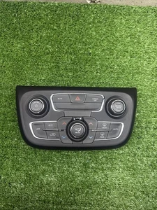 Jeep Compass 17-24 AC Heater Temperature Climate Control Unit OEM P6TM13DX9AB - Foto 1 di 8