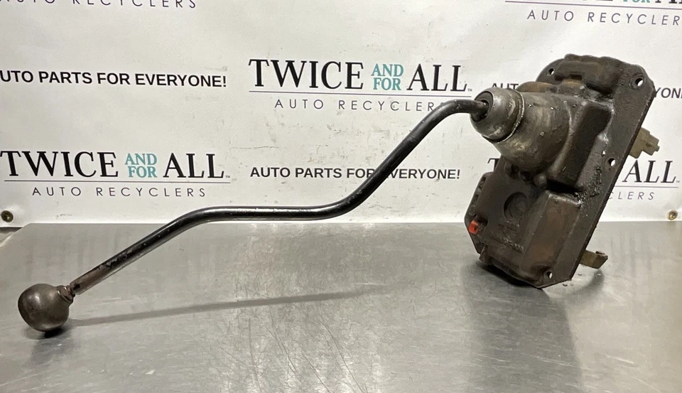 1980-1986 F250 Floor Shifter Lever Shift Unit 4 Speed Manual Transmission OEM - Image 1 of 4