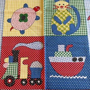 Vintage Fabric Cotton Children's Novelty Gingham Patchwork Animals 70s Quilt - Picture 1 of 11