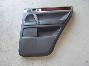 7L6867212AR pannello porta posteriore destro originale VW Touareg 7L R5 modello 2005 - Foto 1 di 3