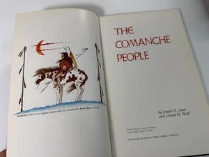 SIGNED THE COMANCHE PEOPLE -- Joseph Cash - Limited Edition #800 Lee Motah 1974 - Picture 1 of 8