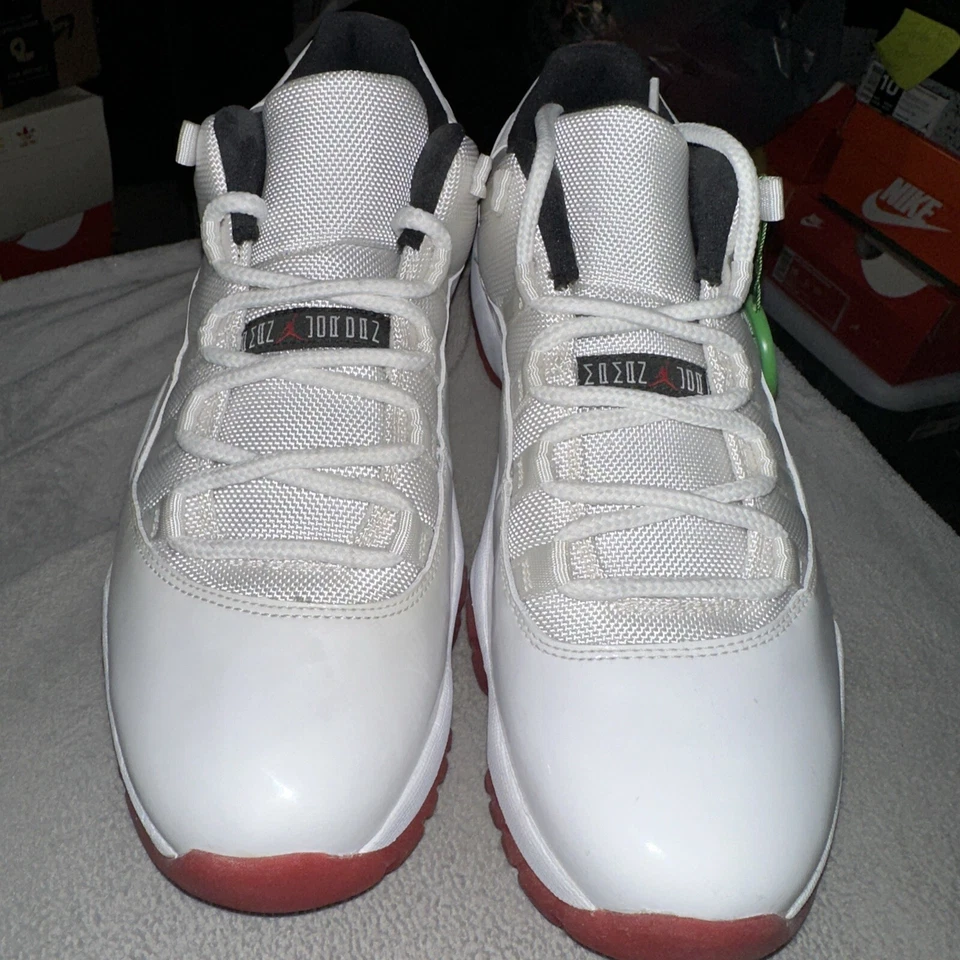 Размер 10 - Jordan 11 ретро низкий вишневый низ 2012 - Изображение 1 из 4