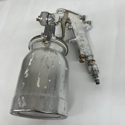 Devilbiss Paint Spray Gun W/ No. 86 Tip Cap and Spayer Canister JGV-572 - Image 1 of 4