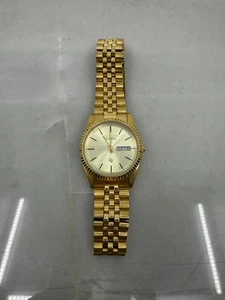Vintage Citizen Quartz Gold Daydate Round Unisex Chain Wristwatch READ - Picture 1 of 8