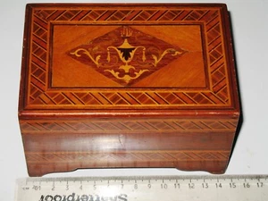 Vintge wood inlay red velvet lined w/inside mirror top 5.75"W x 3.75" D x 3.25"H - Picture 1 of 6