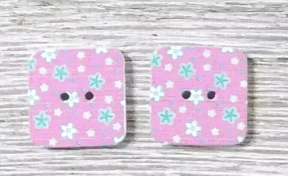 wood square sewing buttons 2 holes blue pink white 1/2 inch - Image 1 of 2