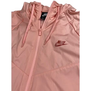 Chaqueta Nike Sportswear Windrunner para mujer L cremallera completa blanqueada coral/secoya clara - Imagen 1 de 17