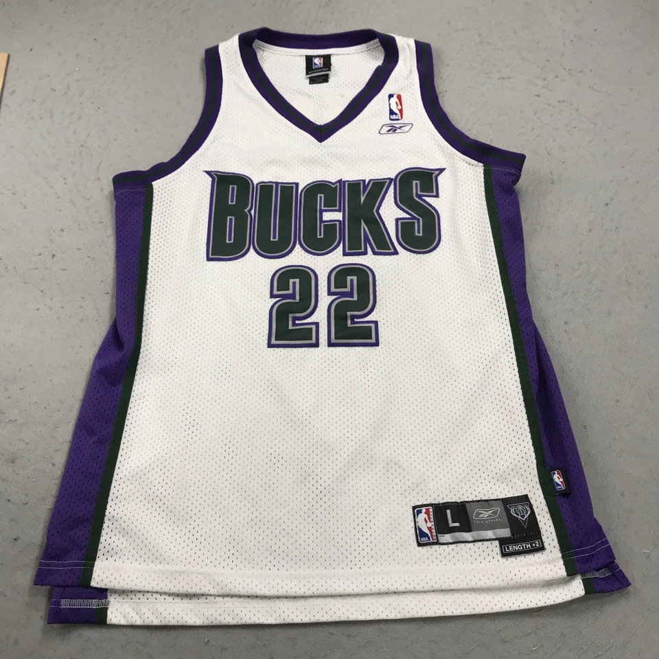 VINTAGE Milwaukee Bucks Jersey Mens Large White Reebok Sewn Logos Michael Redd - Image 1 of 4