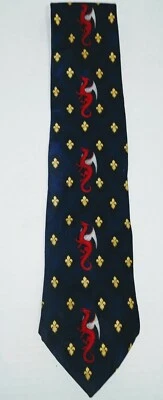 Corbata de cuello de seda artefactos de museo de dragones rojos - azul marino - ¡muy genial!  Foto 1 de 4