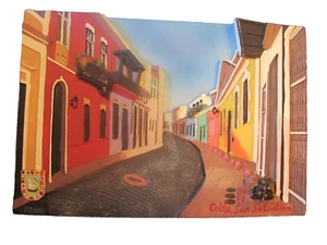 Placa de pared 3d Calle San Sebastián, San Juan, PR. Vista callejera de resina 4"x6" - Imagen 1 de 5