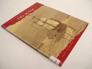 CONVICTS - LIFE AT SEA - Macdonald - junior non fiction - Picture 1 of 1