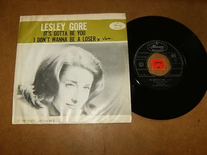 LESLEY GORE - IT'S GOTTA BE YOU - I DON'T - 45 PS HOLLAND- LISTEN / TEEN POPCORN - Imagen 1 de 2