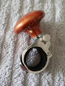 Steering wheel knob . - Picture 1 of 1