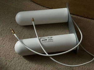 THETA communications 46dB 4G LTE MIMO antenna - Bild 1 von 2
