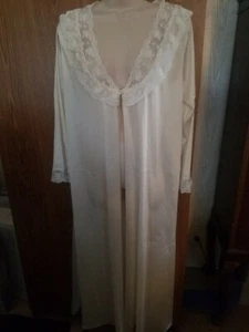 Vintage Union Label Ladies Robe - Medium - Picture 1 of 7