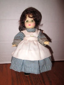 Vintage IDEAL 8" Vinyl Doll * 1982 * pre owned - Imagen 1 de 7