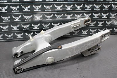1999 YAMAHA YZ250 OEM SWINGARM SWING ARM SUSPENSION NICE! 5MV-22110-00-00 - Image 1 of 4