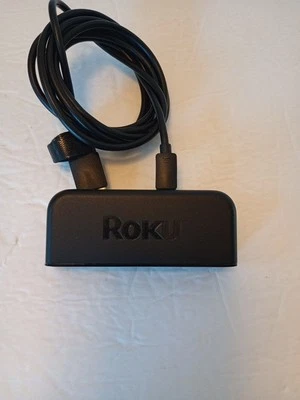 Dispositivo multimedia de transmisión Roku modelo 3900X con fuente de alimentación y cable HDMI sin control remoto Foto 1 de 4