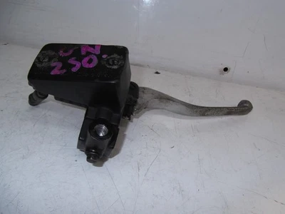CILINDRO MESTRE DE FREIO DIANTEIRO SUZUKI GN250 - Imagem 1 de 4