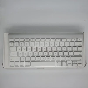 Apple Tastiera Wireless A1314 Con Scatola Originale E Manuale Spedizione Rapida - Foto 1 di 5