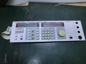 Panel frontal Rodhe & Schwarz SMY01 1062.5502.11, usado, CZ_,9144 - Imagen 1 de 10