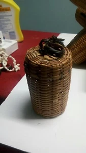 LOT 60 NEW WOVEN SMALL WICKER BASKET W/ COVER WEDDING PARTY GIFT DECOR - Picture 1 of 9