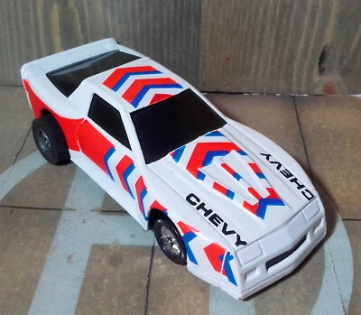 CORGI Chevrolet Camaro 1985 SUPER SONICS C151 PULL-BACK WITH SOUND Scala 1:32 - Immagine 1 di 4