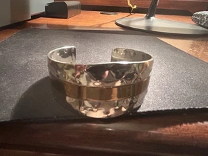 DESIGNER HAMMERED SILVER (BRONZE TRIM) BRACELET - 40+ GRAMS - Picture 1 of 7