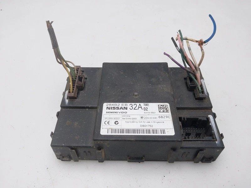 284B2EB32A modulo elettronico per NISSAN NP300 NAVARA 2.5 DCI 4WD 2004 8238057 - Immagine 1 di 4