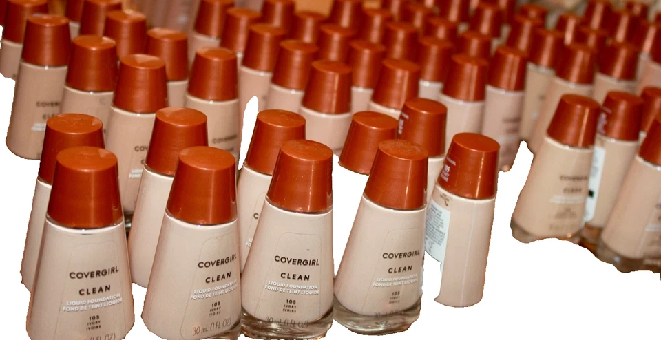 LOT/2 Covergirl Clean Liquid Foundation For Normal Skin ( Choose Your Shade! ) - Image 1 of 1