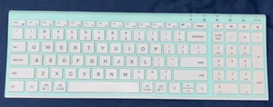 Bluetooth Keyboard Rechargeable 5.1 Multi Device - Picture 1 of 4