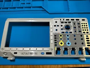 Conjunto de carcasa frontal Tektronix 050-3814-XX MDO3000 MDO3054 MDO3104 MDO3014 MDO3034 - Imagen 1 de 5