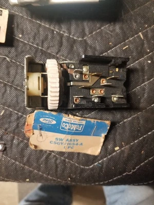 NOS OEM Ford 1965 1966 Mercury Comet Headlight Switch 1967 Fairlane Ranchero NOS - Image 1 of 3