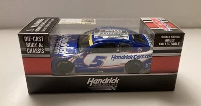 Kyle Larson 2021 HendrickCars.com Cup Champ 1:64 ЛИТОЕ ШАССИ И РЕЗИНОВЫЕ ШИНЫ - Изображение 1 из 4