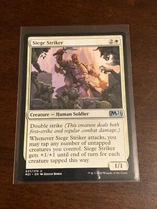 Magic the Gathering 2021 Siege Striker - Imagen 1 de 2