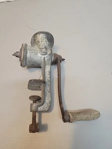 KEYSTONE No. 20 Fleischwolf Handkurbel Tischhalterung Boyertown PA. Vintage. - Bild 1 von 3